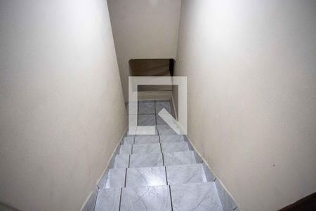 Casa à venda com 270m², 4 quartos e 2 vagasEscada