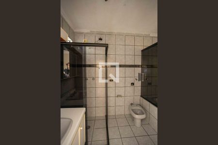 Casa à venda com 270m², 4 quartos e 2 vagasBanheiro da Suíte 2