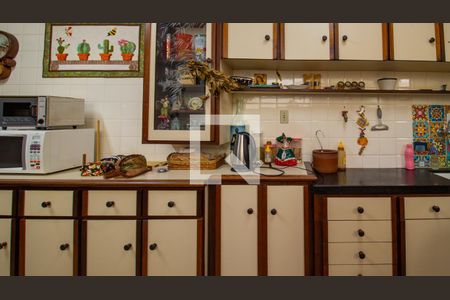 Casa à venda com 255m², 3 quartos e 1 vagaCozinha - Armários