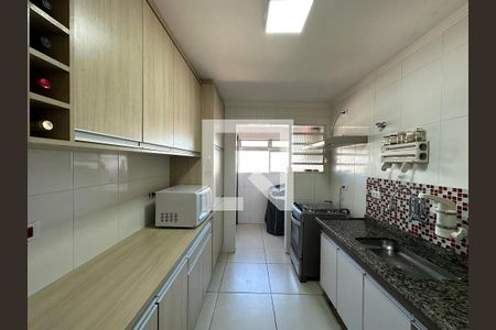 Apartamento à venda com 2 quartos, 55m² em Vila Nivi, São Paulo