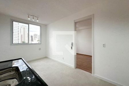 Sala de kitnet/studio para alugar com 1 quarto, 24m² em Água Branca, São Paulo