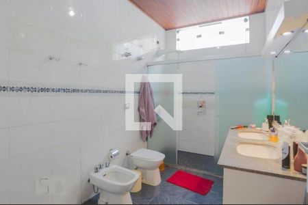 Casa à venda com 200m², 3 quartos e 3 vagas