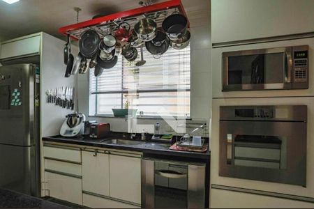 Casa à venda com 200m², 3 quartos e 3 vagas