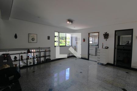 Casa de condomínio à venda com 350m², 4 quartos e 4 vagasSala 2