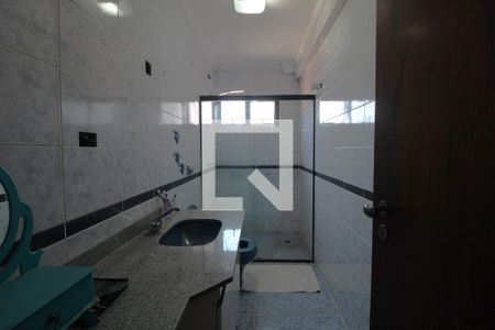 Casa de condomínio à venda com 350m², 4 quartos e 4 vagasBanheiro suíte 3