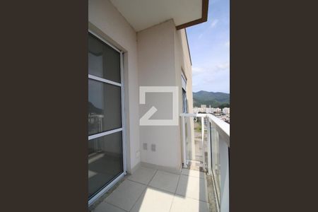 Varanda de apartamento para alugar com 3 quartos, 70m² em Anil, Rio de Janeiro