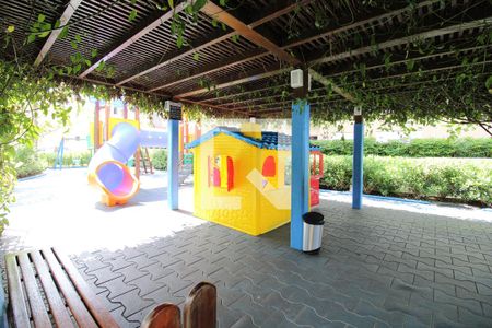 Apartamento à venda com 70m², 3 quartos e 1 vagaÁrea comum - Playground