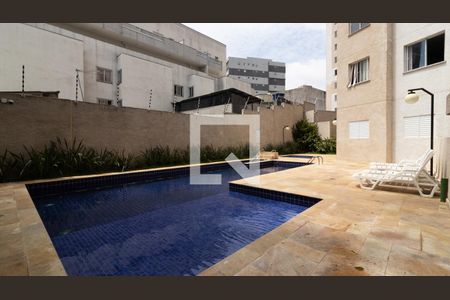 Apartamento à venda com 37m², 2 quartos e sem vagaÁrea comum - Piscina