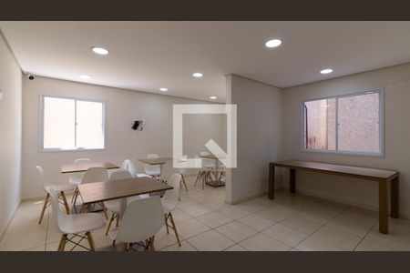 Apartamento à venda com 37m², 2 quartos e sem vagaÁrea comum - Salão de festas