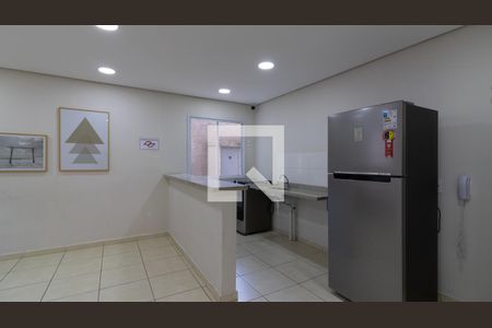 Apartamento à venda com 37m², 2 quartos e sem vagaÁrea comum - Salão de festas
