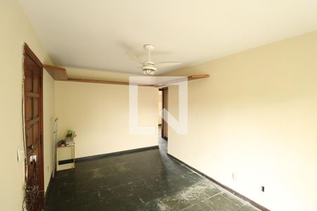 Sala de apartamento para alugar com 2 quartos, 55m² em Alcantara, São Gonçalo