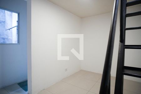 Casa para alugar com 140m², 2 quartos e 4 vagasEscada