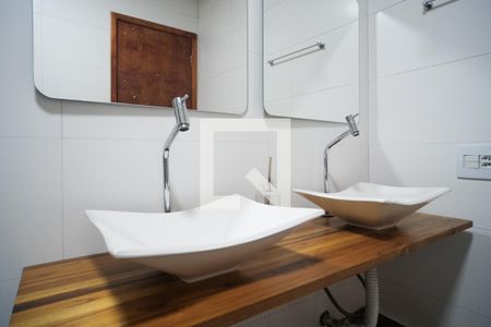 Casa para alugar com 140m², 2 quartos e 4 vagasBanheiro 3