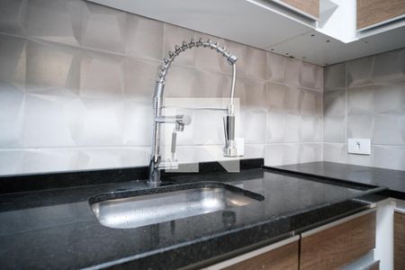 Cozinha de casa para alugar com 2 quartos, 140m² em Vila Londrina, São Paulo