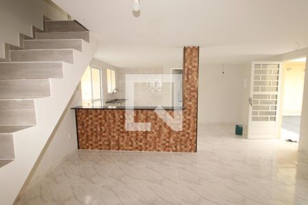Sala de casa à venda com 2 quartos, 119m² em Irajá, Rio de Janeiro