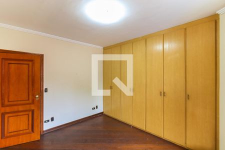 Casa à venda com 980m², 5 quartos e 8 vagasQuarto 5