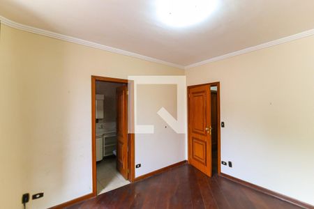 Casa à venda com 980m², 5 quartos e 8 vagasQuarto 5