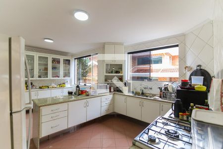 Casa à venda com 980m², 5 quartos e 8 vagasCozinha