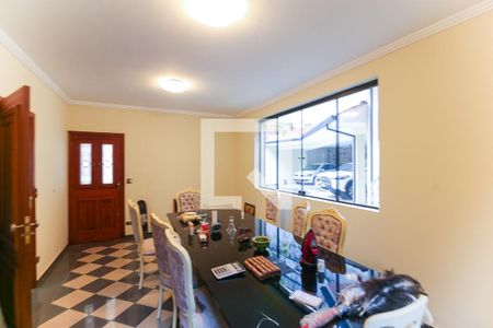 Casa à venda com 980m², 5 quartos e 8 vagasSala 1