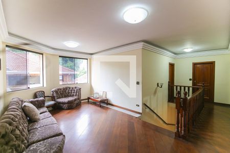 Casa à venda com 980m², 5 quartos e 8 vagasHall