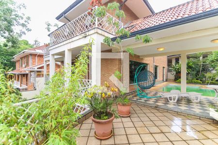 Casa à venda com 980m², 5 quartos e 8 vagasVaranda