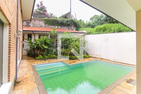 Casa à venda com 980m², 5 quartos e 8 vagasPiscina