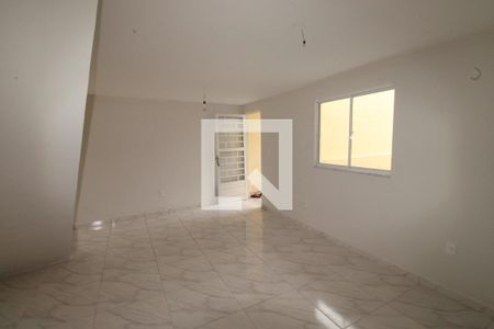 Sala de casa à venda com 2 quartos, 108m² em Irajá, Rio de Janeiro