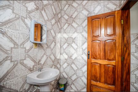 Banheiro de casa à venda com 1 quarto, 80m² em Fonseca, Niterói
