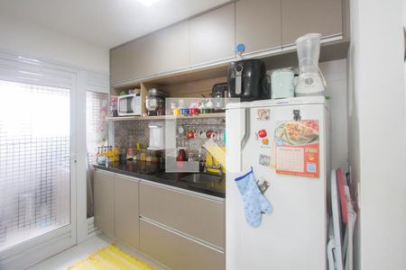 Cozinha de apartamento para alugar com 2 quartos, 64m² em Jardim Caravelas, São Paulo