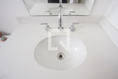 Pia de apartamento à venda com 2 quartos, 64m² em Jardim Caravelas, São Paulo