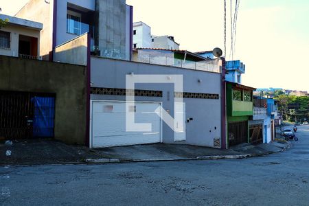 Casa para alugar com 357m², 3 quartos e 7 vagasFachada