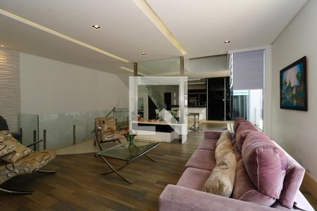 Sala de casa para alugar com 3 quartos, 357m² em Vila Vitoria, Santo André