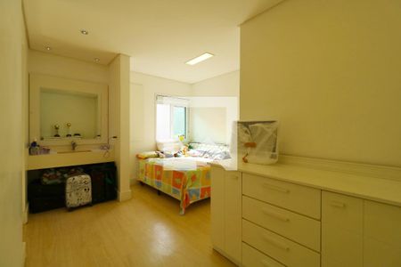 Casa para alugar com 357m², 3 quartos e 7 vagasSuite Conjugada