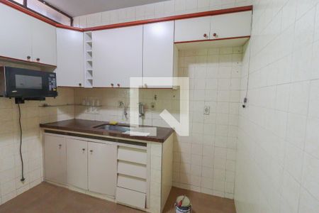 Casa à venda com 130m², 3 quartos e 2 vagasCozinha e Área de Serviço