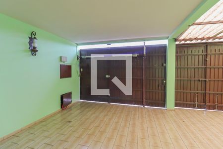Casa à venda com 130m², 3 quartos e 2 vagasGaragem