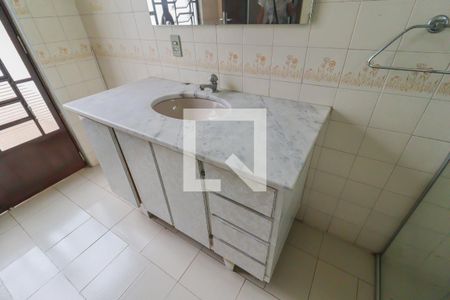 Casa à venda com 130m², 3 quartos e 2 vagasSuíte