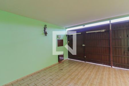 Casa à venda com 130m², 3 quartos e 2 vagasGaragem