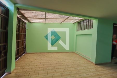 Casa à venda com 130m², 3 quartos e 2 vagasGaragem