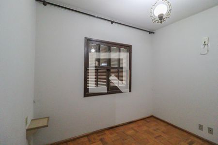 Casa à venda com 130m², 3 quartos e 2 vagasSuíte