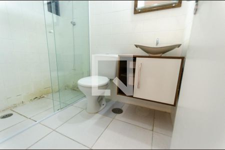 Apartamento à venda com 42m², 2 quartos e 1 vaga Apartamento à venda com 42m², 2 quartos e 1 vagaBanheiro