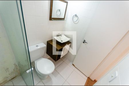 Apartamento à venda com 42m², 2 quartos e 1 vaga Apartamento à venda com 42m², 2 quartos e 1 vagaBanheiro