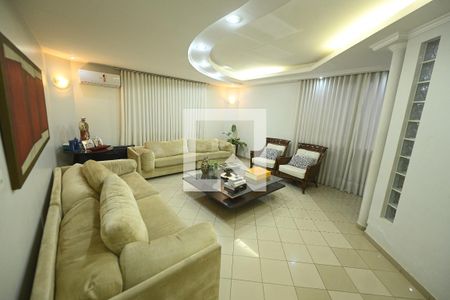 Sala de casa de condomínio para alugar com 3 quartos, 475m² em Jardins Viena, Aparecida de Goiânia