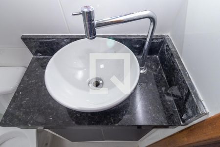 Banheiro de apartamento para alugar com 1 quarto, 35m² em Vila Zelina, São Paulo