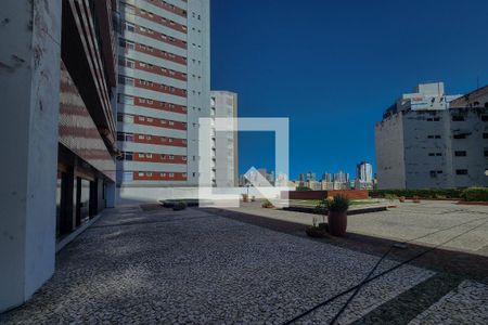 Studio para alugar com 33m², 1 quarto e 1 vaga Studio para alugar com 33m², 1 quarto e 1 vagaÁrea comum - Playground