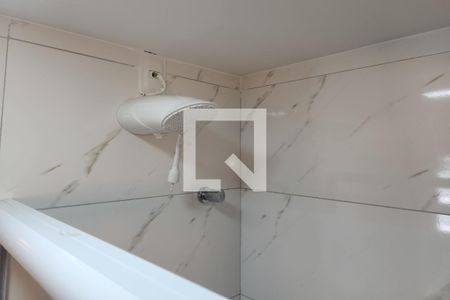 Studio para alugar com 33m², 1 quarto e 1 vaga Studio para alugar com 33m², 1 quarto e 1 vagaChuveiro