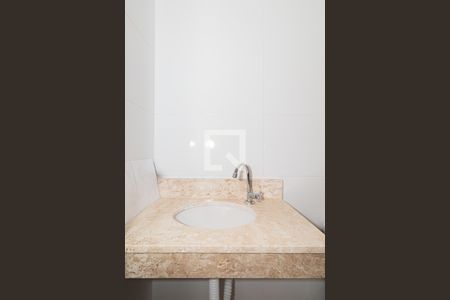 Banheiro de apartamento para alugar com 1 quarto, 32m² em Vila Dom Pedro Ii, São Paulo