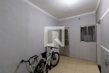 Sala de casa para alugar com 2 quartos, 50m² em Parque Santa Rita, São Paulo