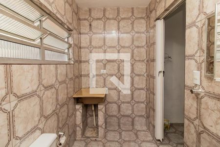Banheiro/ Área de serviço de casa para alugar com 1 quarto, 30m² em Burgo Paulista, São Paulo