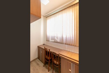 Apartamento à venda com 120m², 3 quartos e 1 vagaEscritório