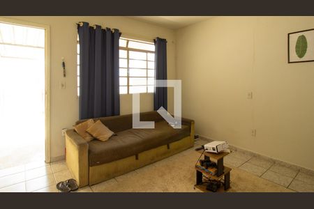 Sala de casa à venda com 2 quartos, 144m² em Vila Pirapora, Jundiaí